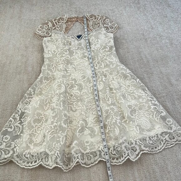 NWT Marchesa Notte Metallic Cap Sleeve Lace Mini Dress 6 - Picture 5 of 9